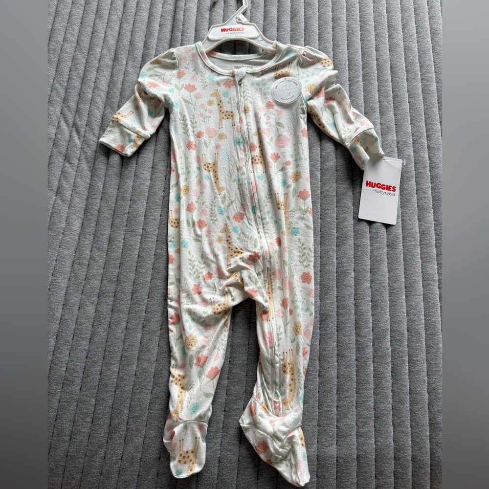 Huggies Snow White Baby Clothing